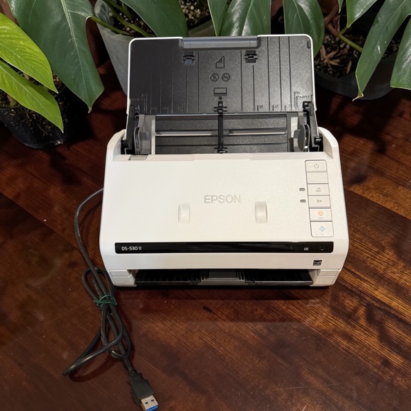 Epson WorkForce DS-530 II Color Document Scanner - Picture 2 of 5